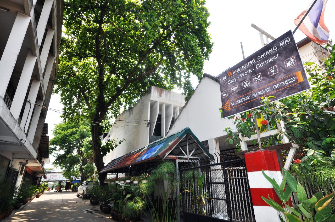 Hotel The Warehouse Chiang Mai Exterior foto